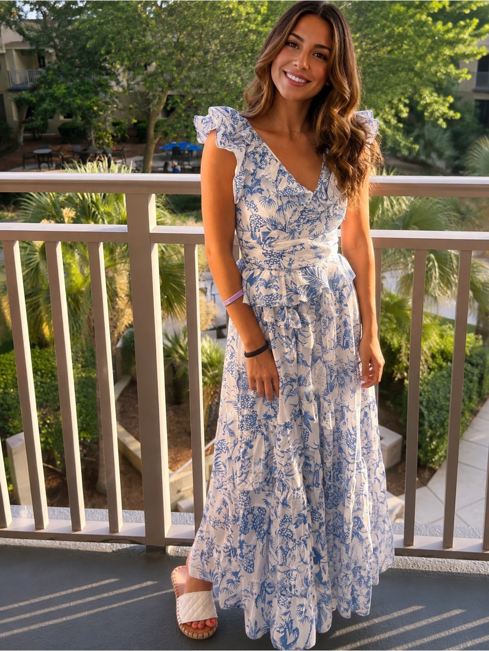 Storia Blue & White Floral Maxi Dress with Ruffle Sleeves 💙✨